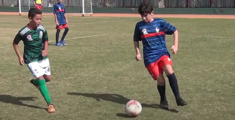 Final 1º Turno Infantil: França 0x1 México